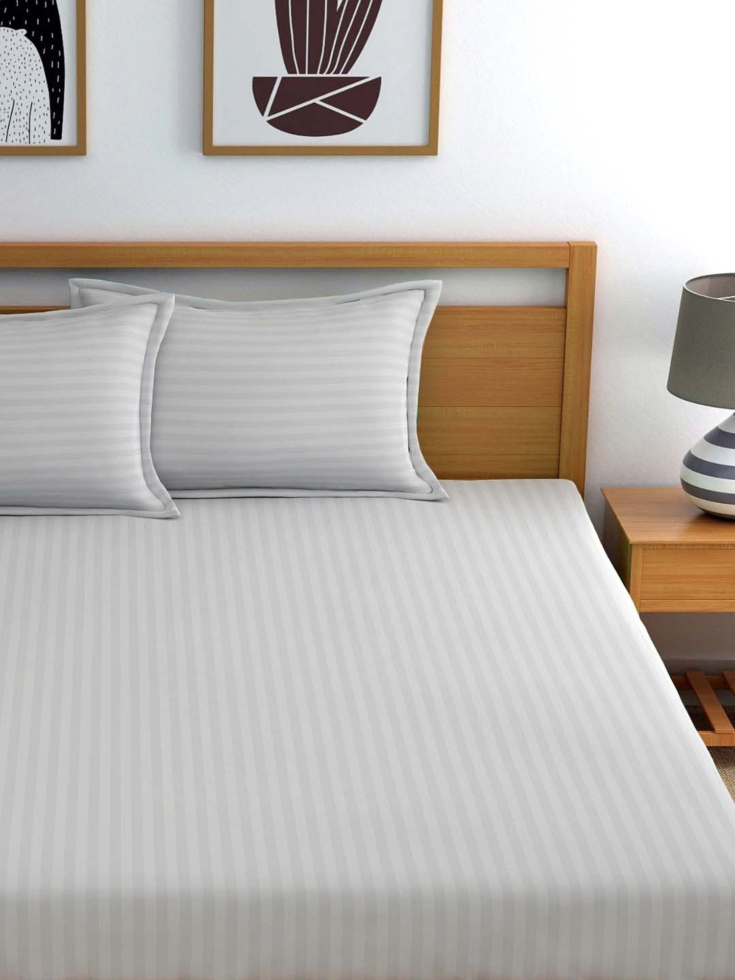 My Room Off White 100% Cotton 300 TC King Bedsheet with 2 Pillow Covers