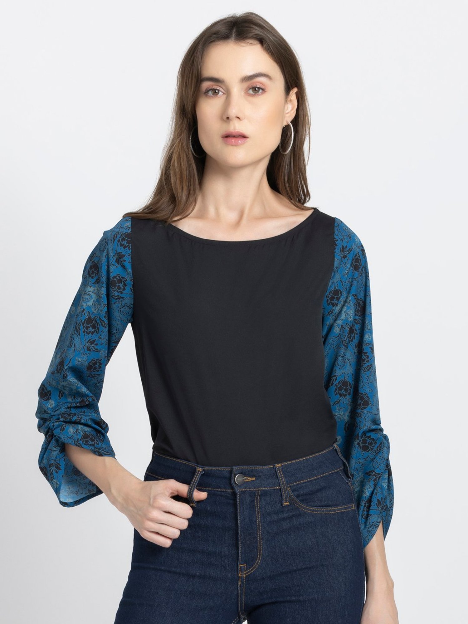 SHAYE Black Regular Fit Top