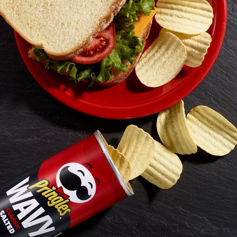 Pringles Salty Wavy Potato Crisps Chips - 4.5oz