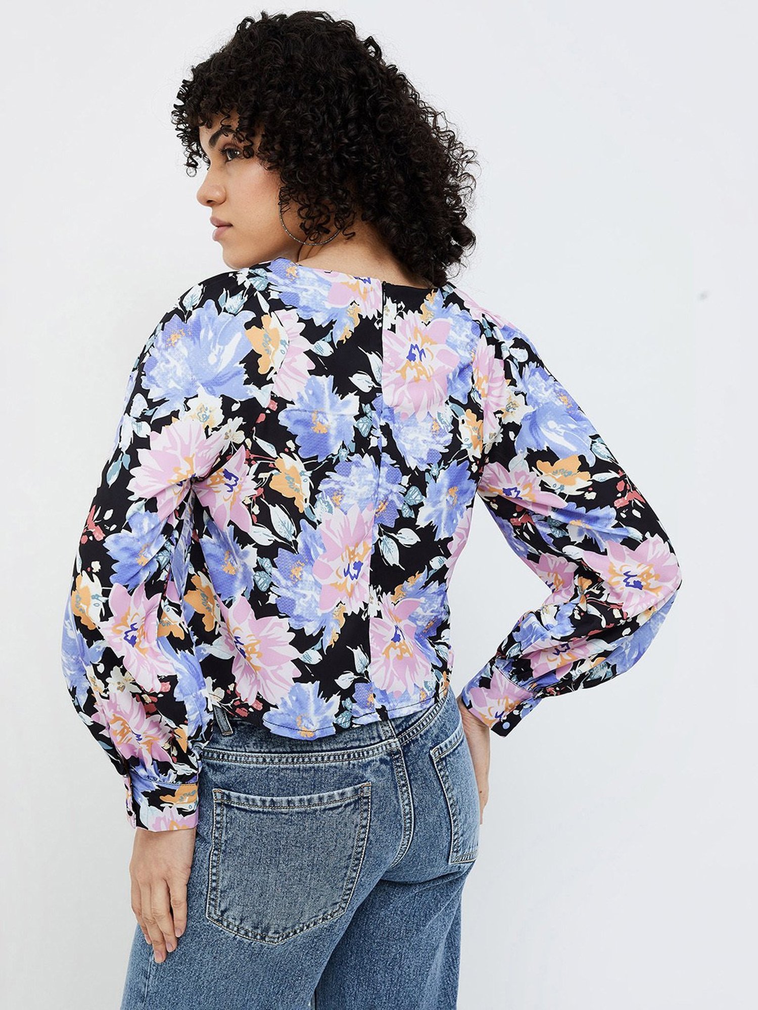 Ginger by Lifestyle Black & Pink Printed Crop Top