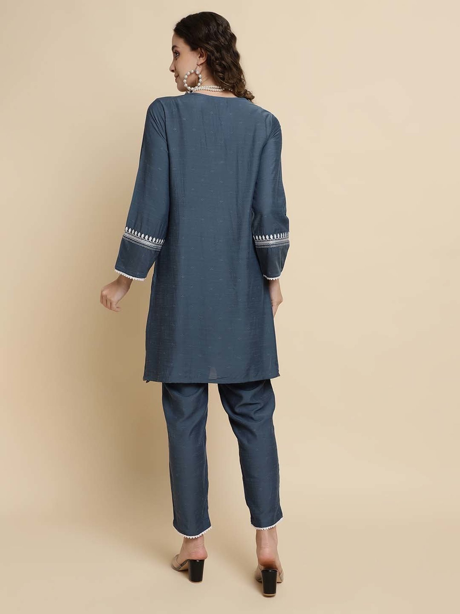 Sringam Blue Embroidered Kurti Pant Set