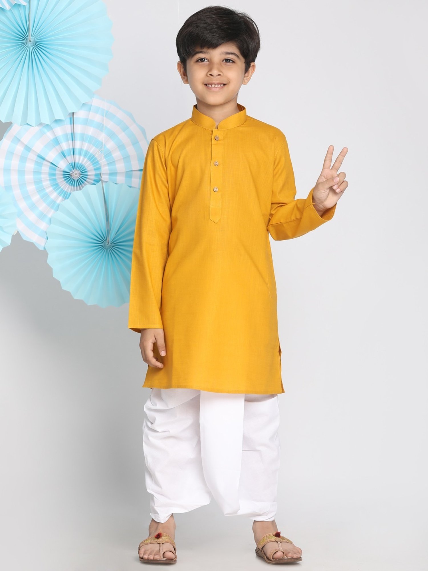 VASTRAMAY Kids Yellow & White Cotton Kurta Set
