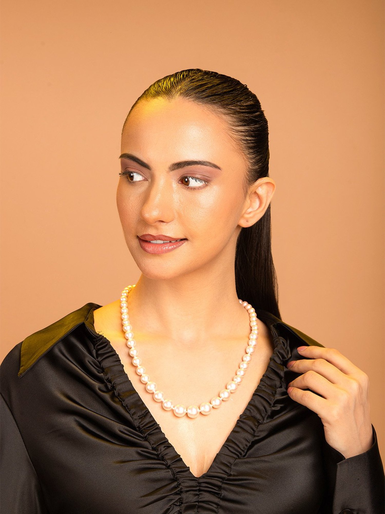 Prita by Priyaasi Peach Pearl Necklace