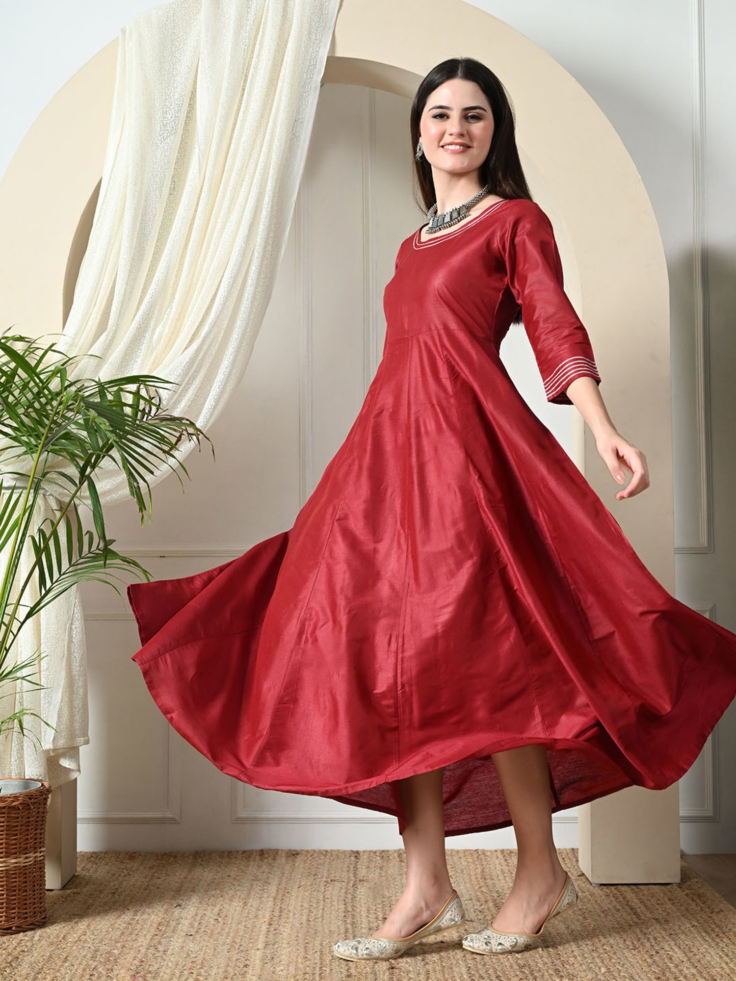 DECKEDUP Maroon Relaxed Fit Midi Dress