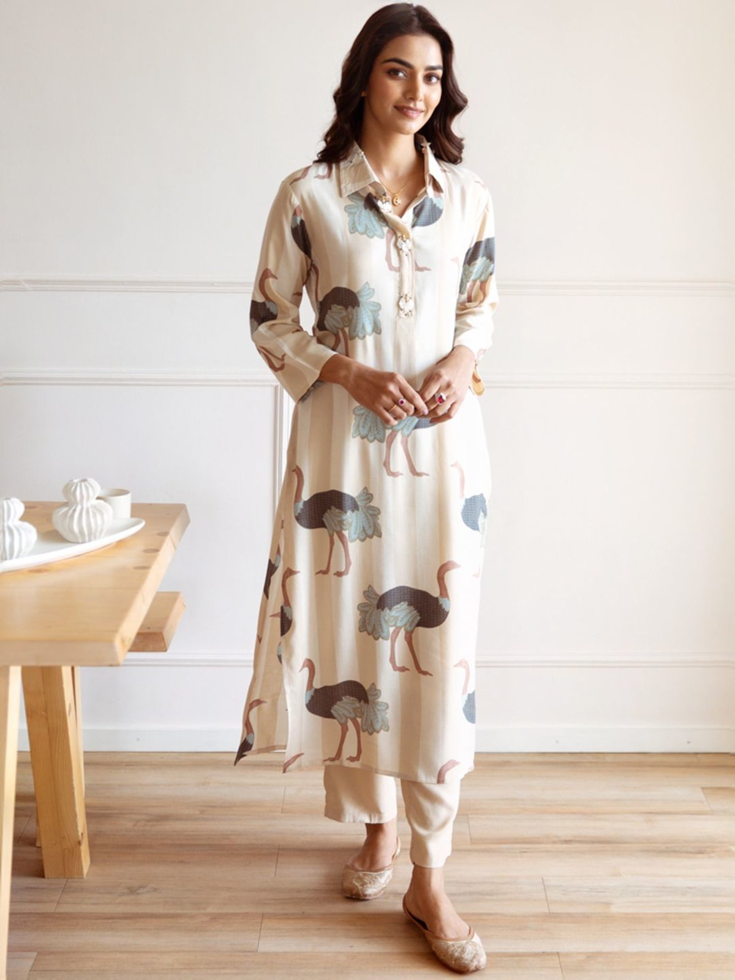 Ishin Cream Printed Kurta & Pants Set