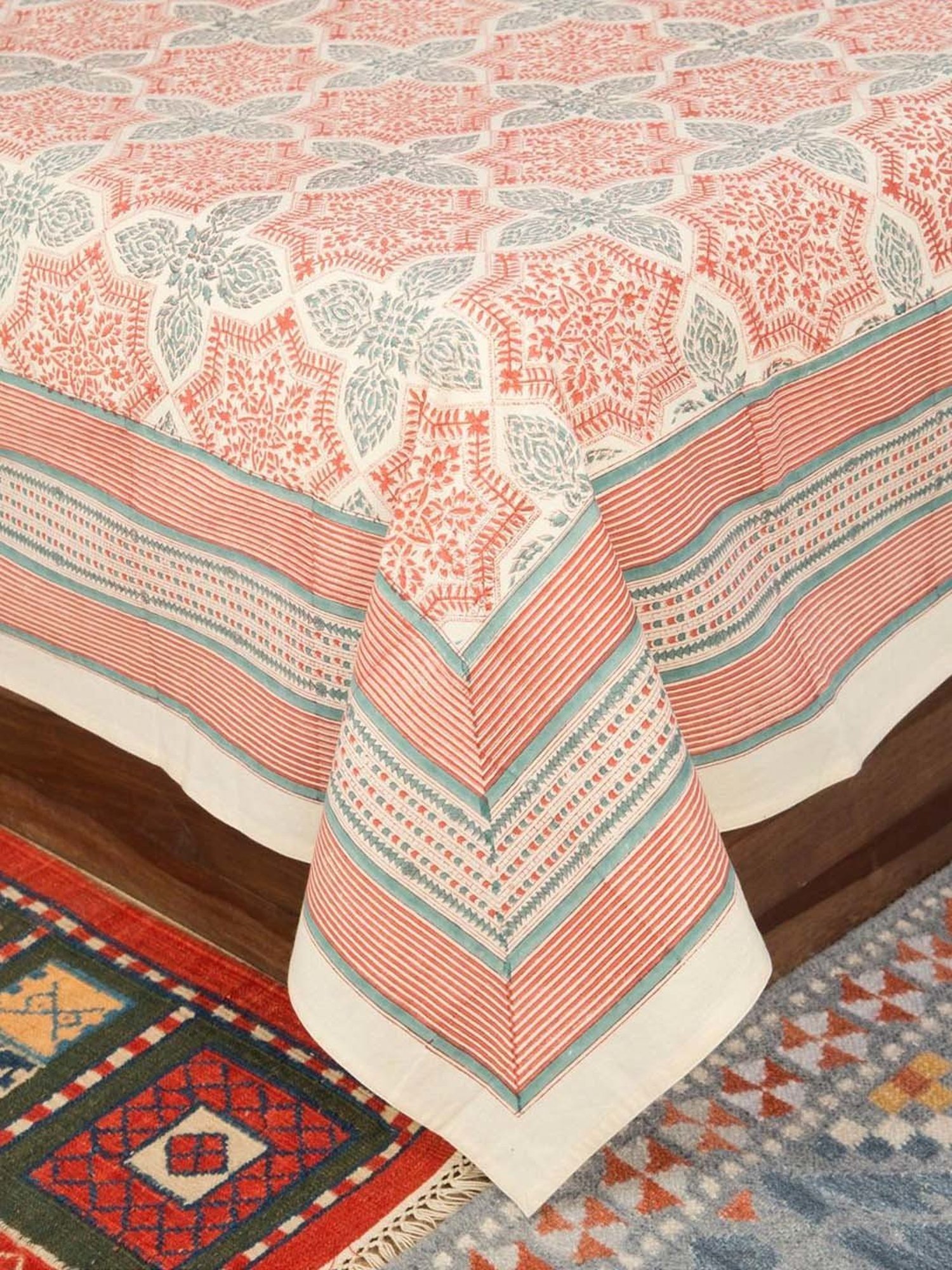 Fabindia Home Standalone Red & Grey Cotton 118 TC 163 GSM Hand Block Printed Double Bed Cover