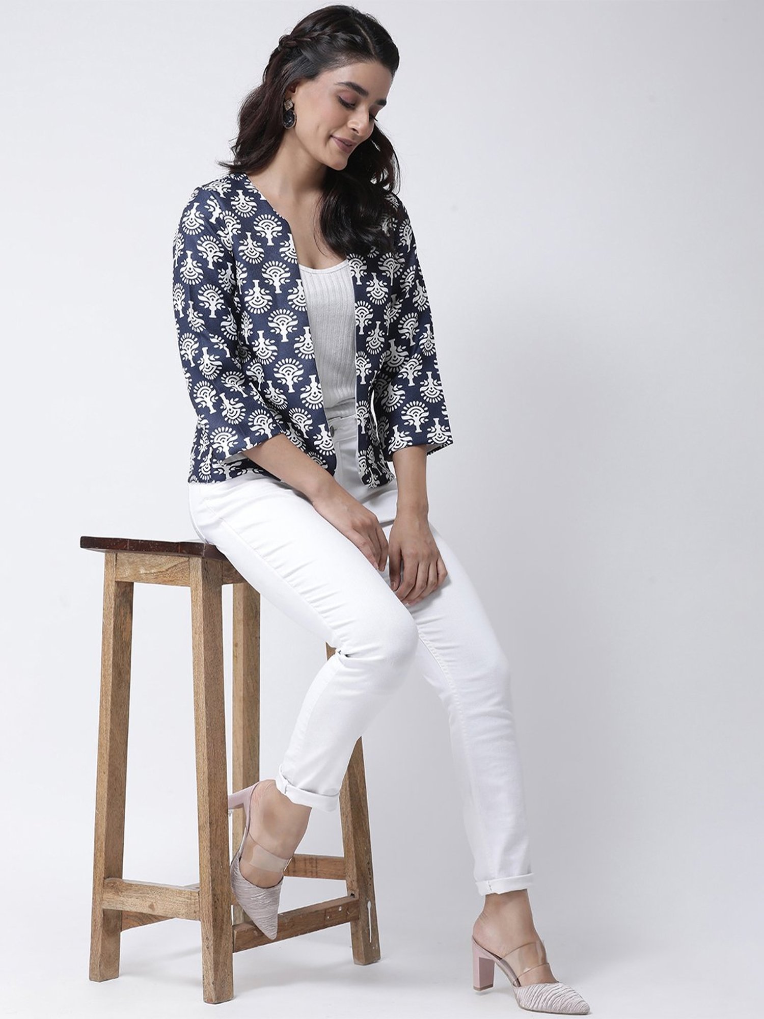 Hangup Navy Printed Shrug