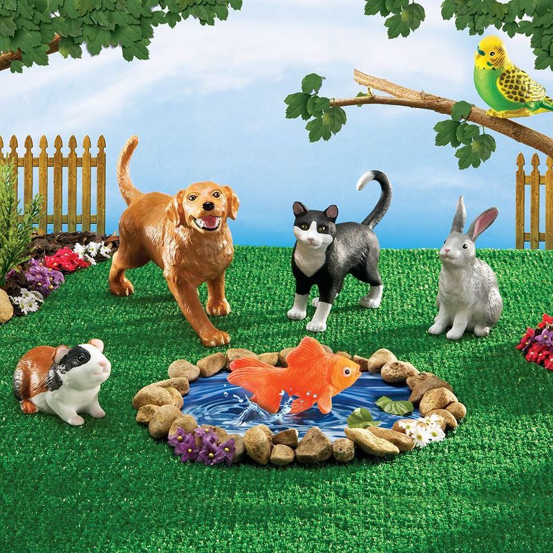 Learning Resources Jumbo Domestic Pets I Cat, Dog, Rabbit, Guinea Pig, Fish and Bird, 6 Animals
