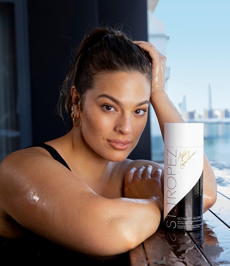 St Tropez St Tropez Tan x Ashley Graham Ultimate Glow Kit