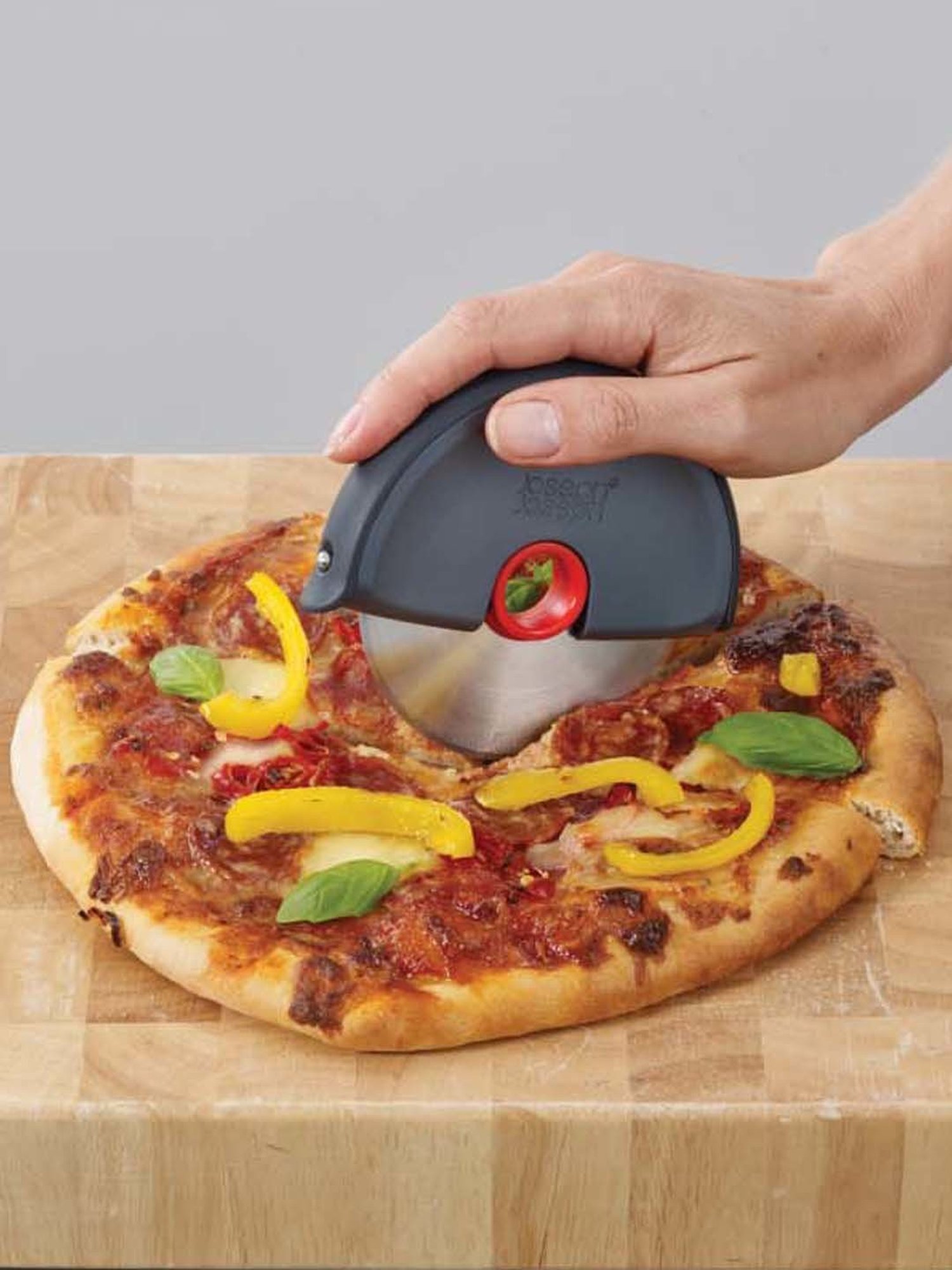 Joseph Joseph Black Stainless Steel 12.5 cm Pizza Wheel - Set of 1