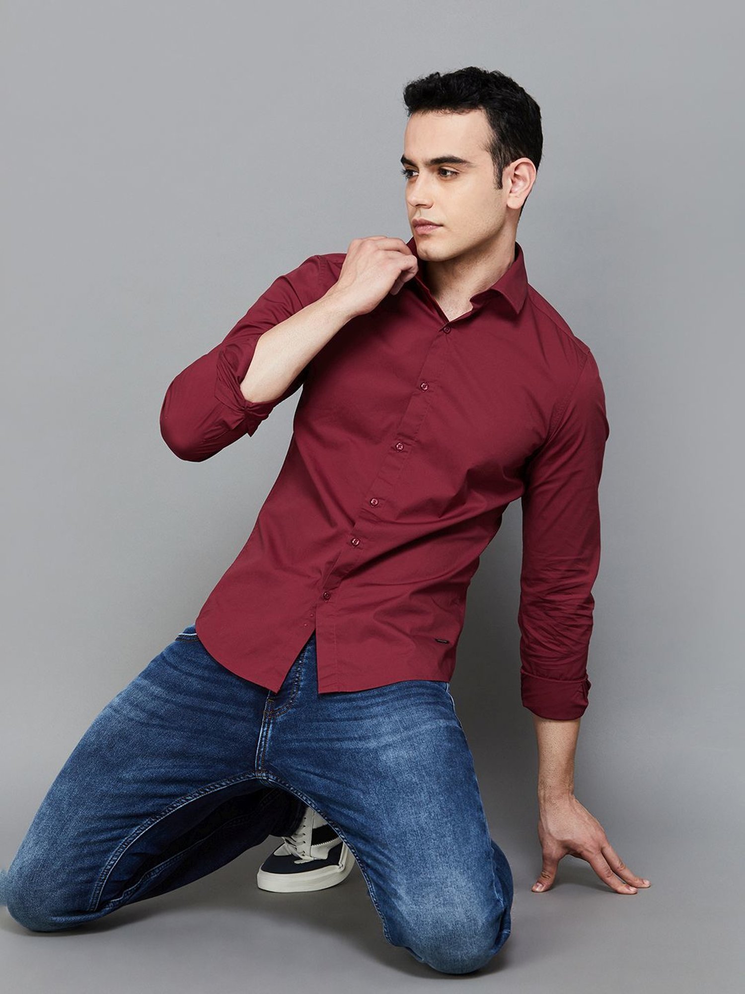 BOSSINI Maroon Slim Fit Shirts