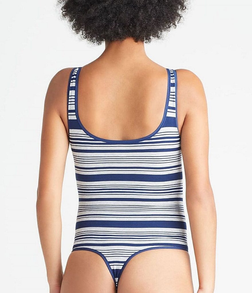 Yummie Seamlessly Shaped Scoop Neck Ruby Bodysuit