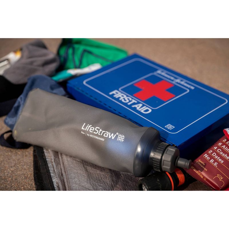 LifeStraw Flex Water Filter with Collapsible Squeeze Bottle