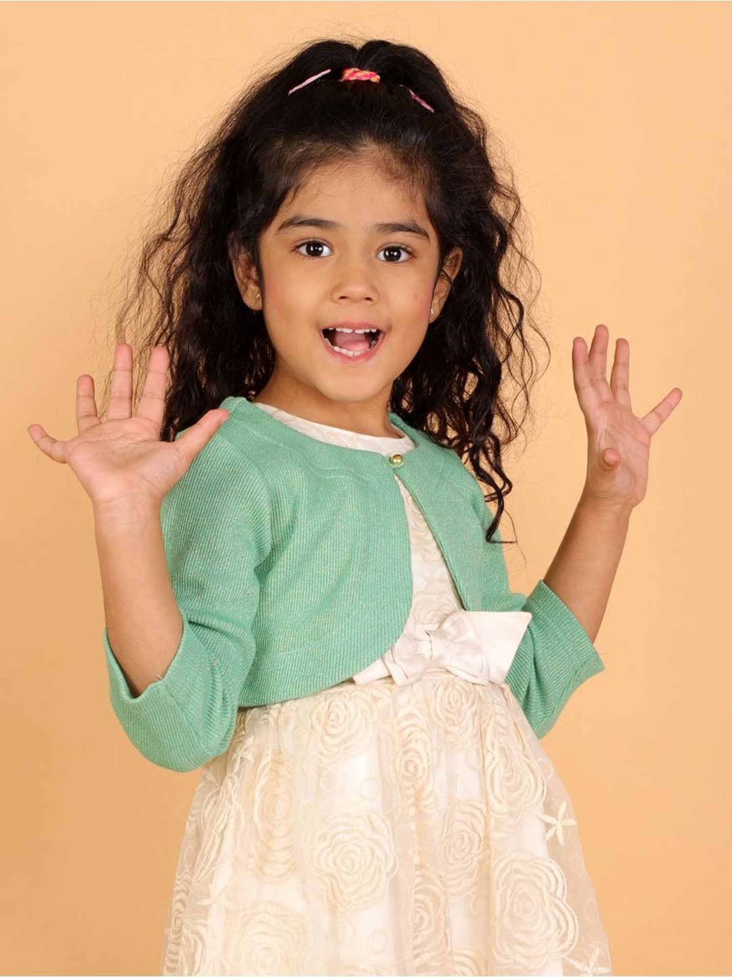 KidsDew Green Regular Fit Shrug