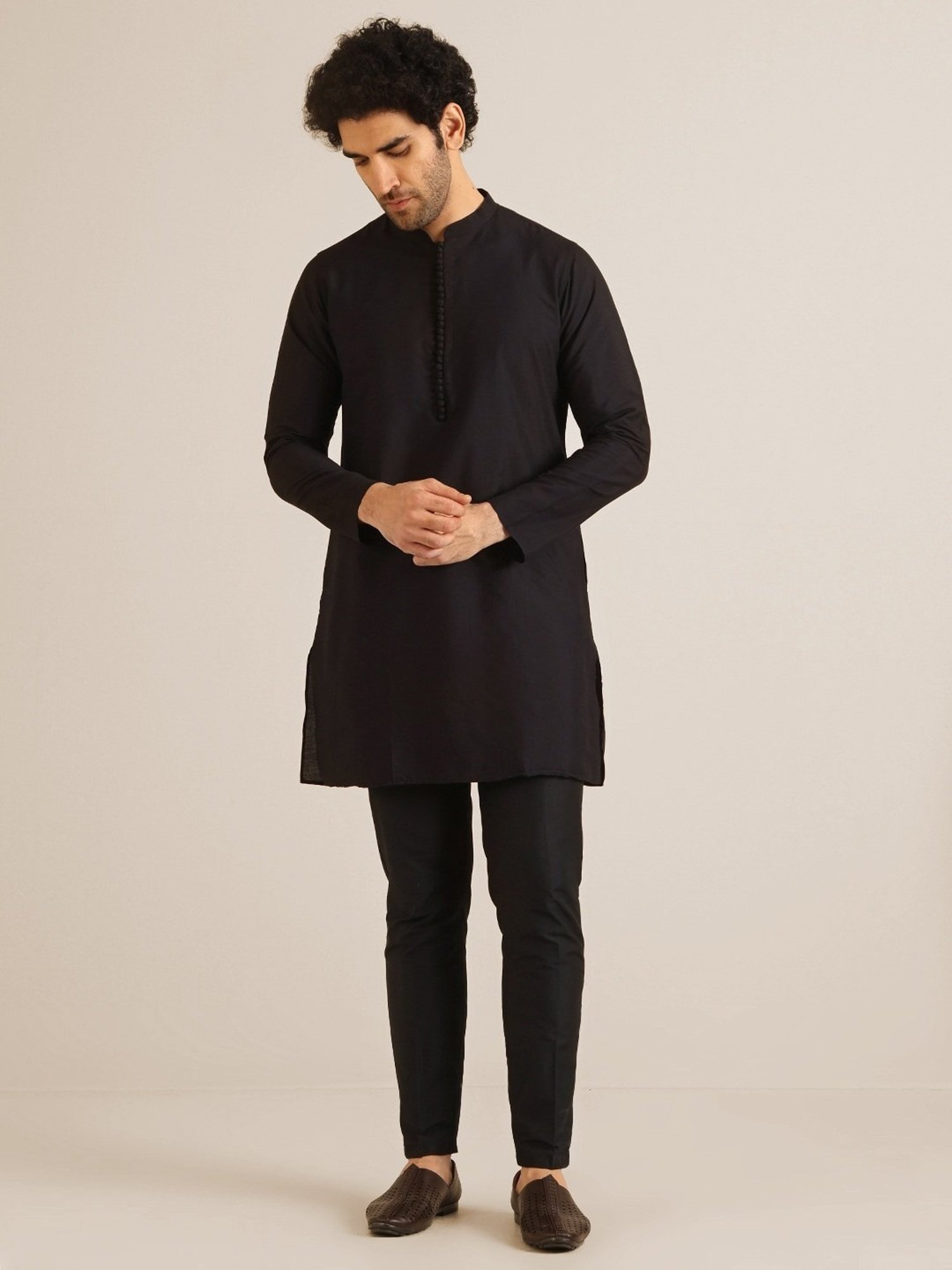 Kisah Black Regular Fit Embroidered Kurta Set With Jacket