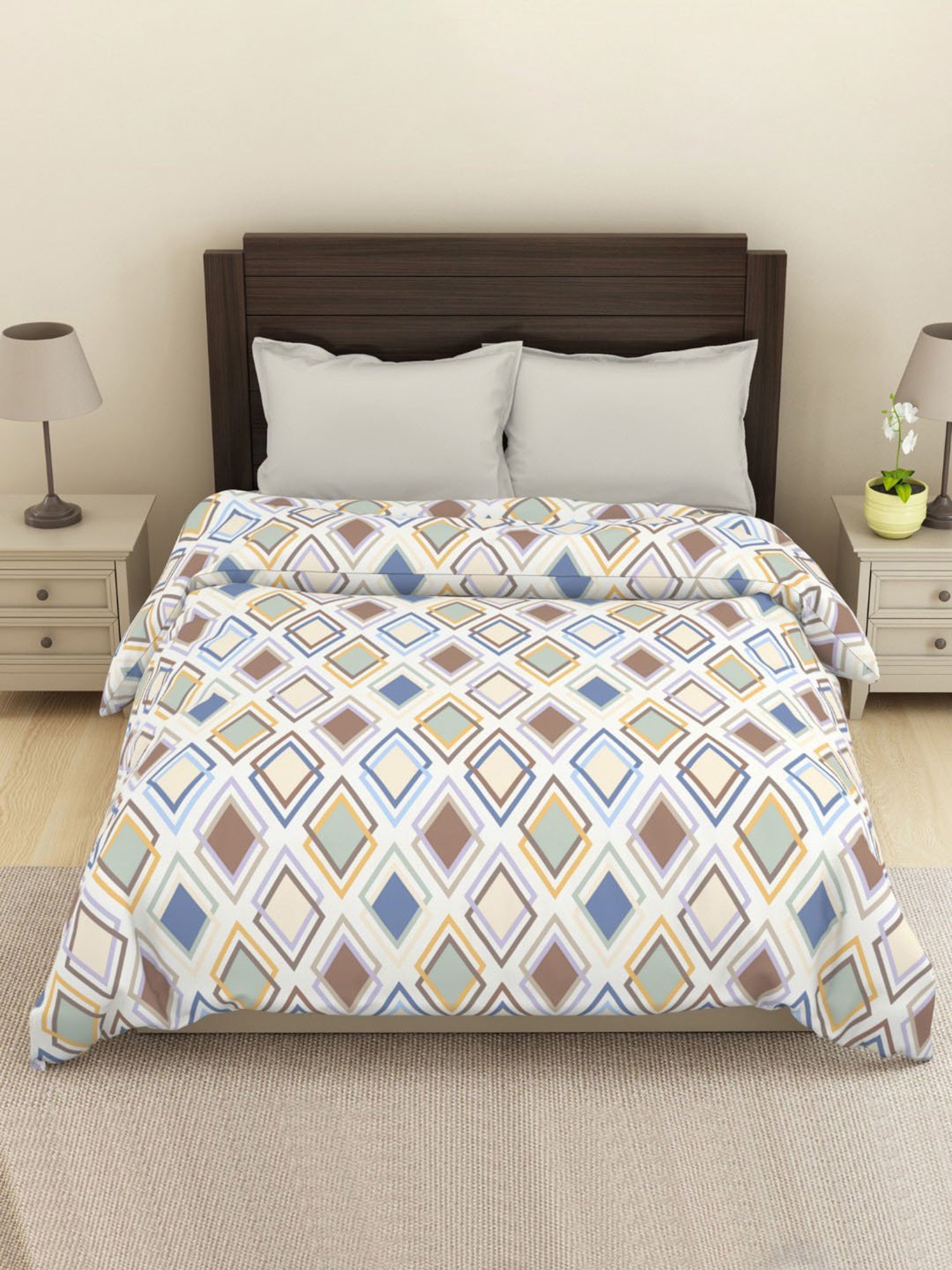 Welspun Geometric White 144 TC Microfiber Double Dohar