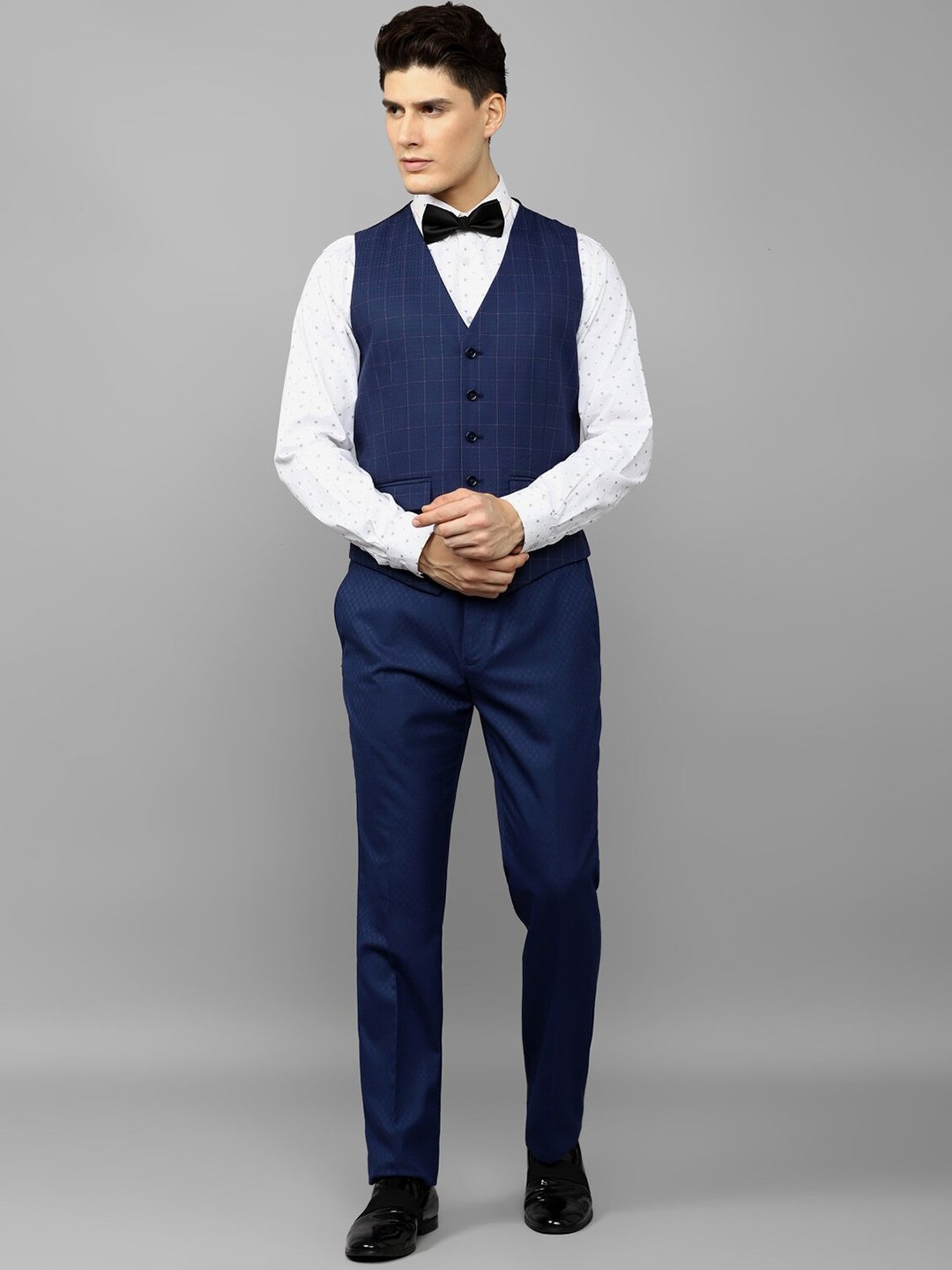 Parx Black Regular Fit Two Piece Suit