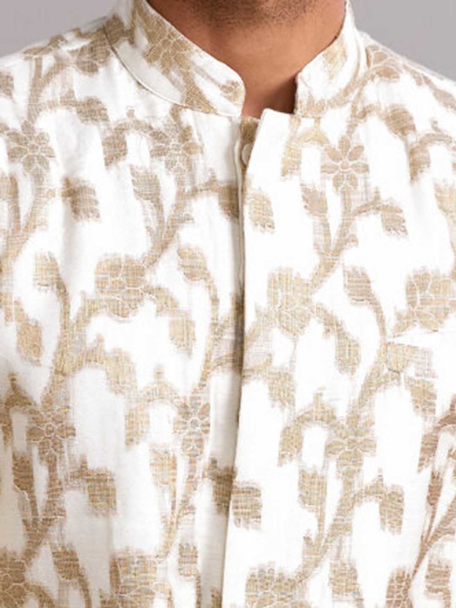 Abhishti Cream Straight Fit Banarasi Printed Kurta