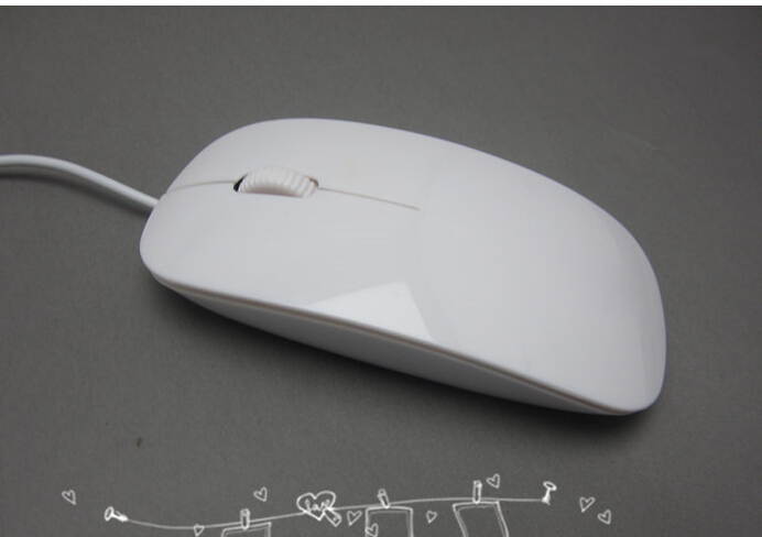 Optical game mouse Black or white wired mouse Newest fashion style for MAC for laptop for Compyter PC