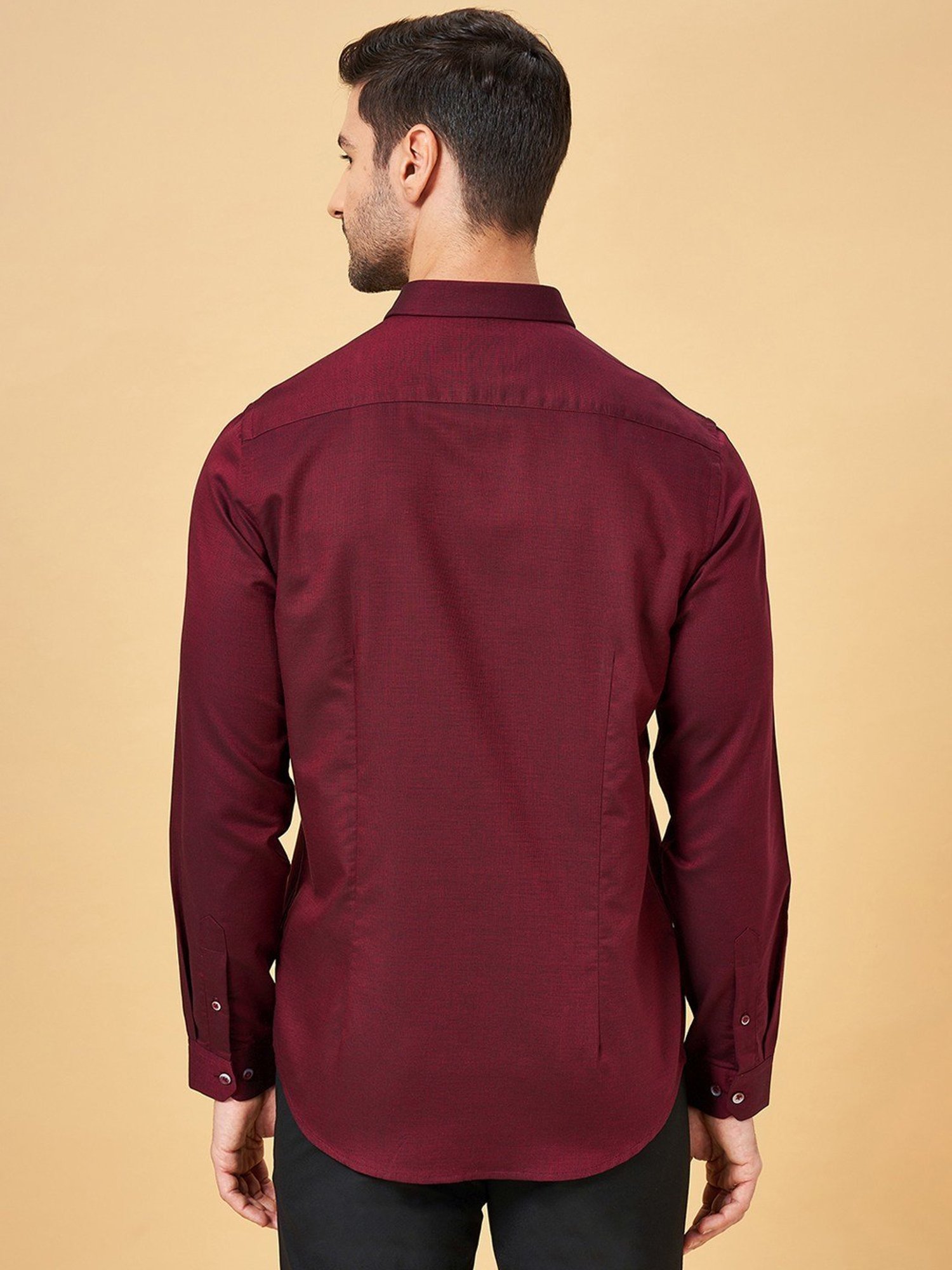 Peregrine by Pantaloons Wine Cotton Slim Fit Texture Shirt
