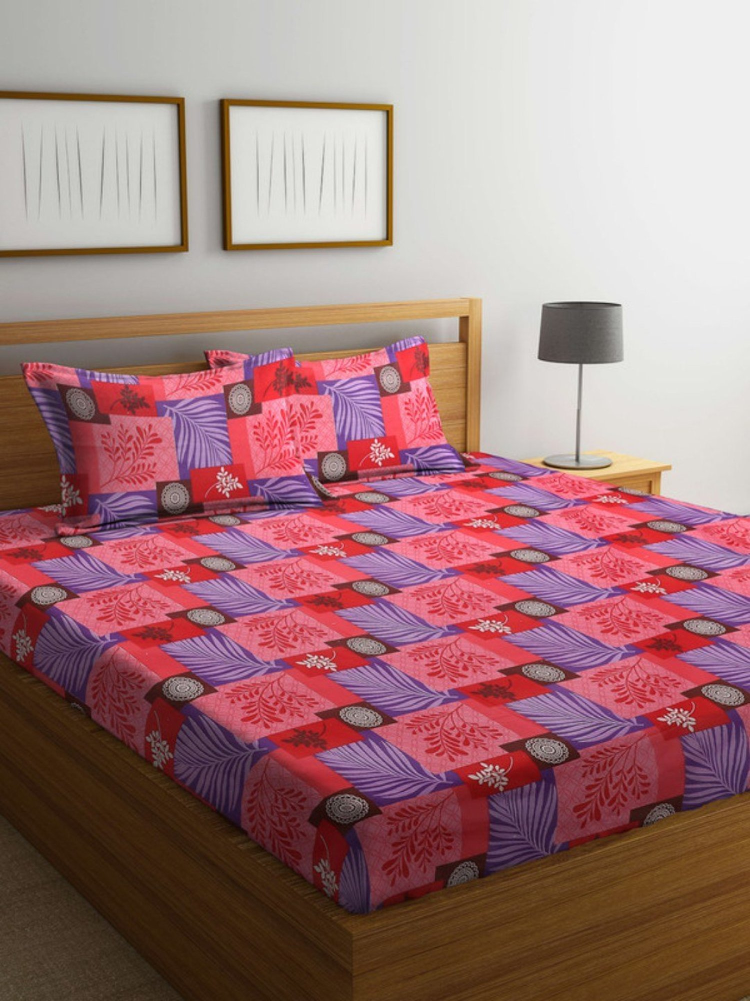 Dhrohar Printed Peach & Blue Cotton 180 TC Double Bedsheet with 2 Pillow covers