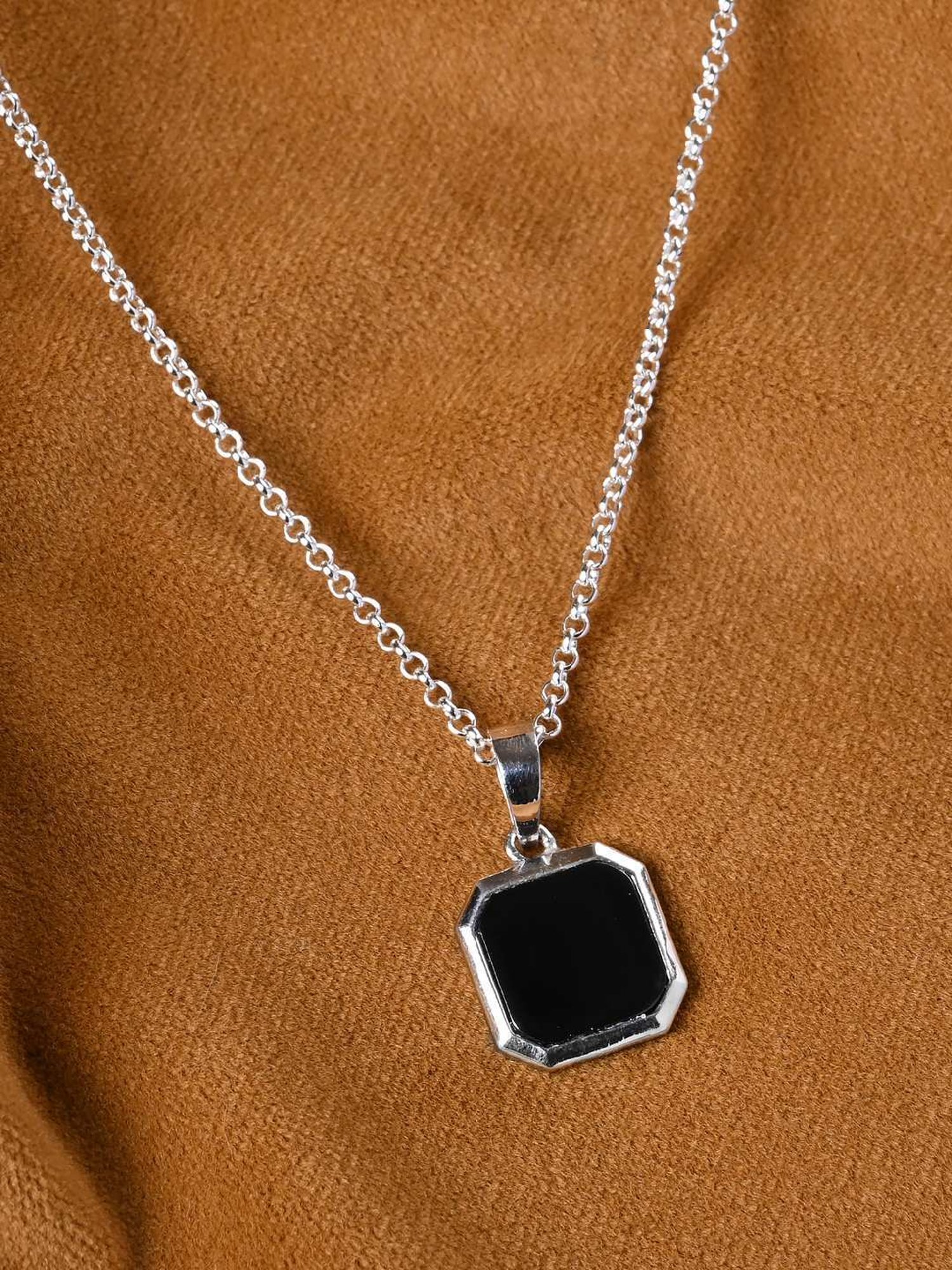 Clara 925 Silver Platinum Plated Swiss Zircon Black Onyx Pendant with Chain
