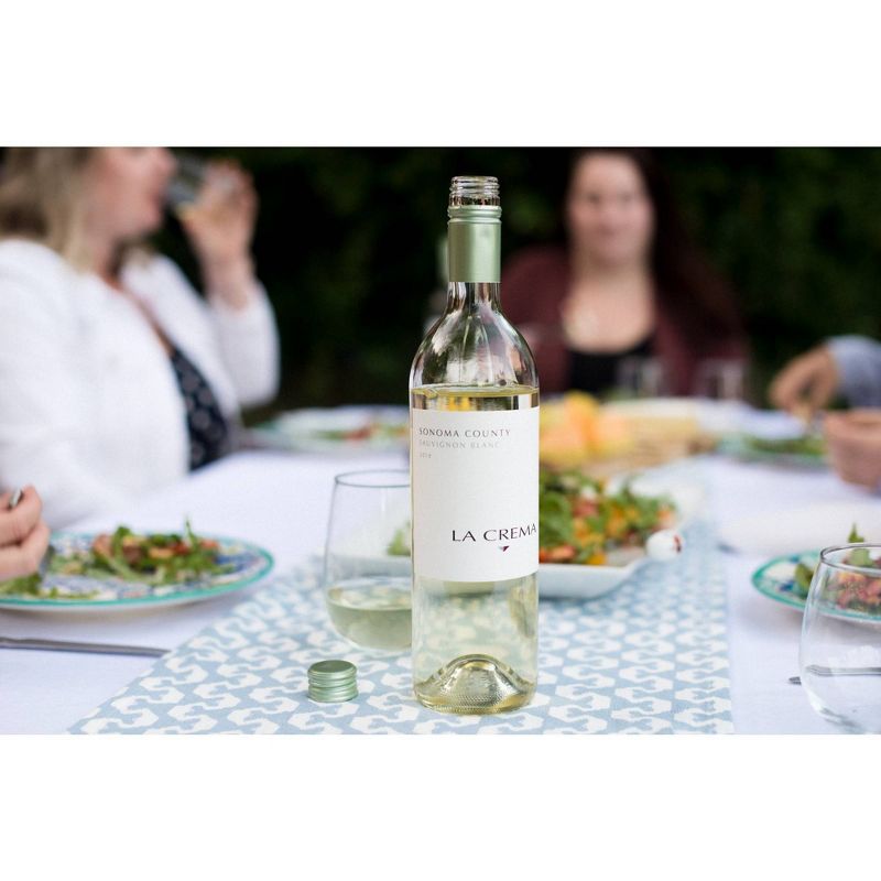 La Crema Sauvignon Blanc White Wine - 750ml Bottle