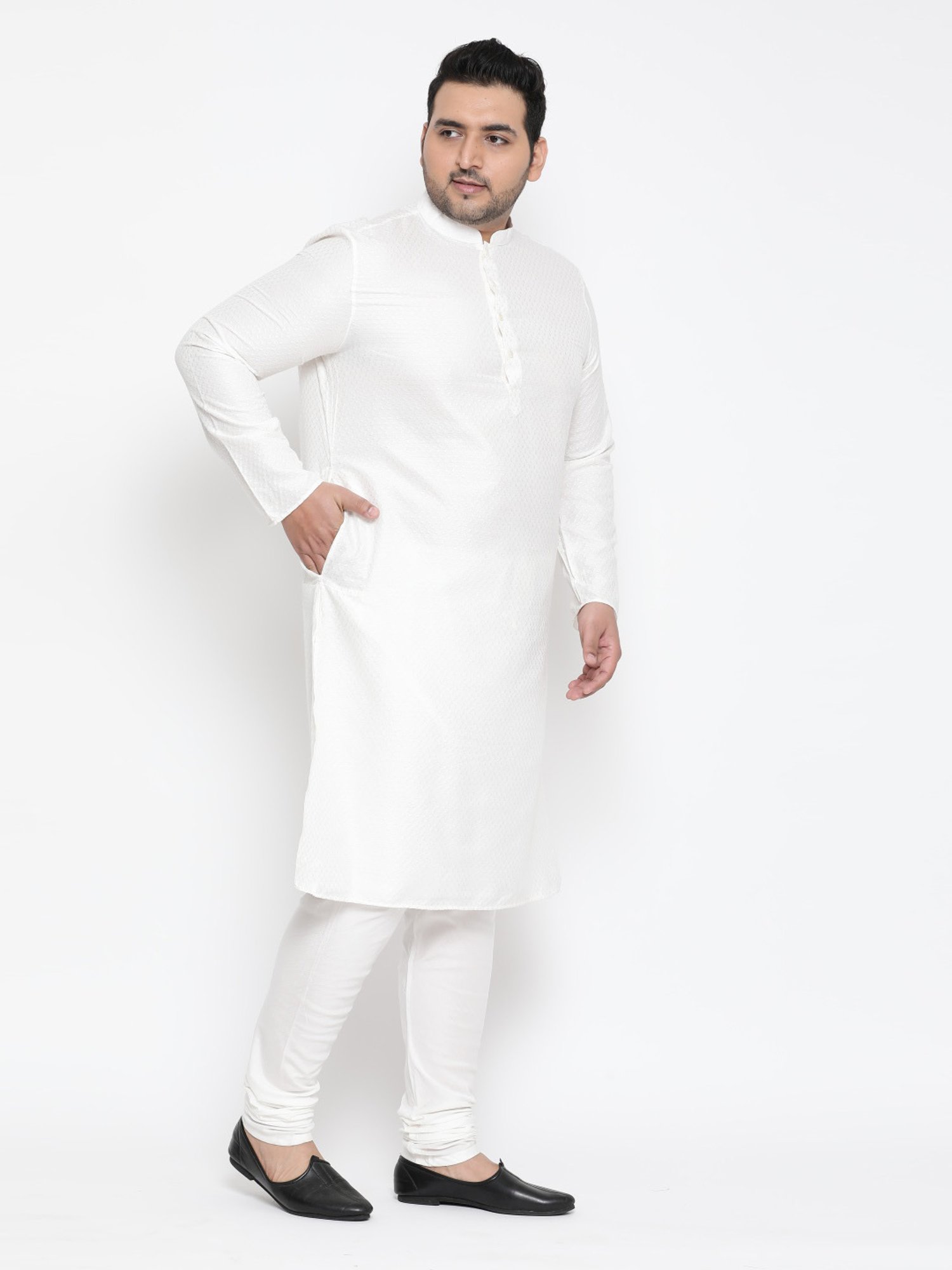 KISAH PLUS White Regular Fit Jacquard Kurta