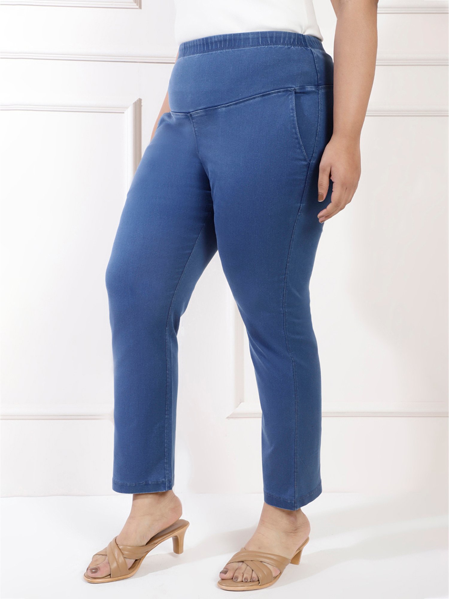 Amydus Blue Straight Fit High Rise Jeans