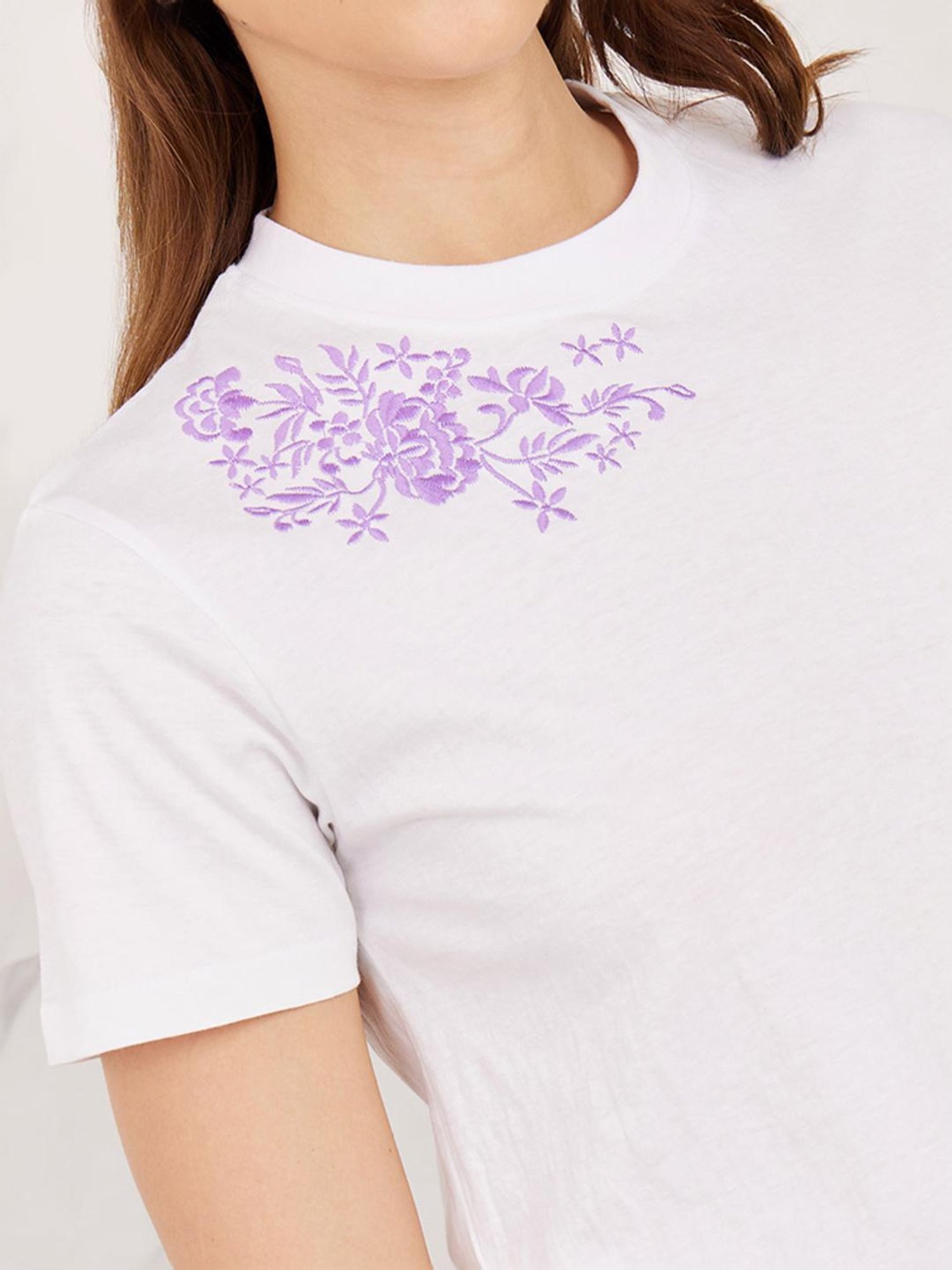 Styli White Cotton Embroidered T-Shirt