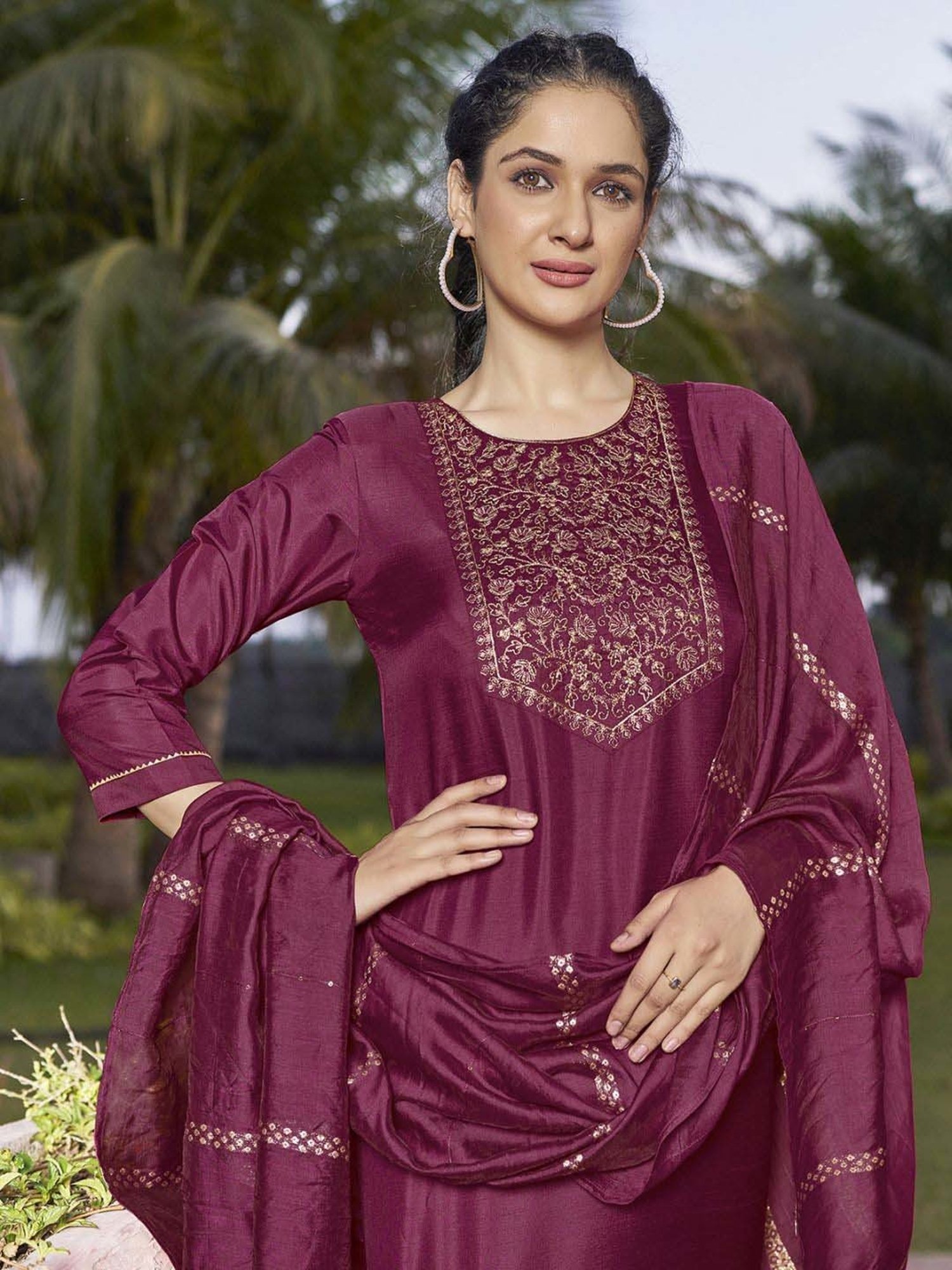 Skylee Purple Embroidered Kurta Pant Set With Dupatta