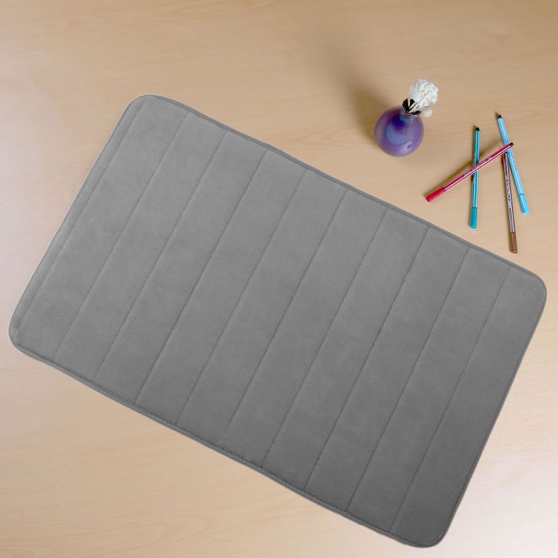 1'8"x2'8" Rectangle Indoor and Outdoor Polyurethane Floor Mat Gray - PiccoCasa