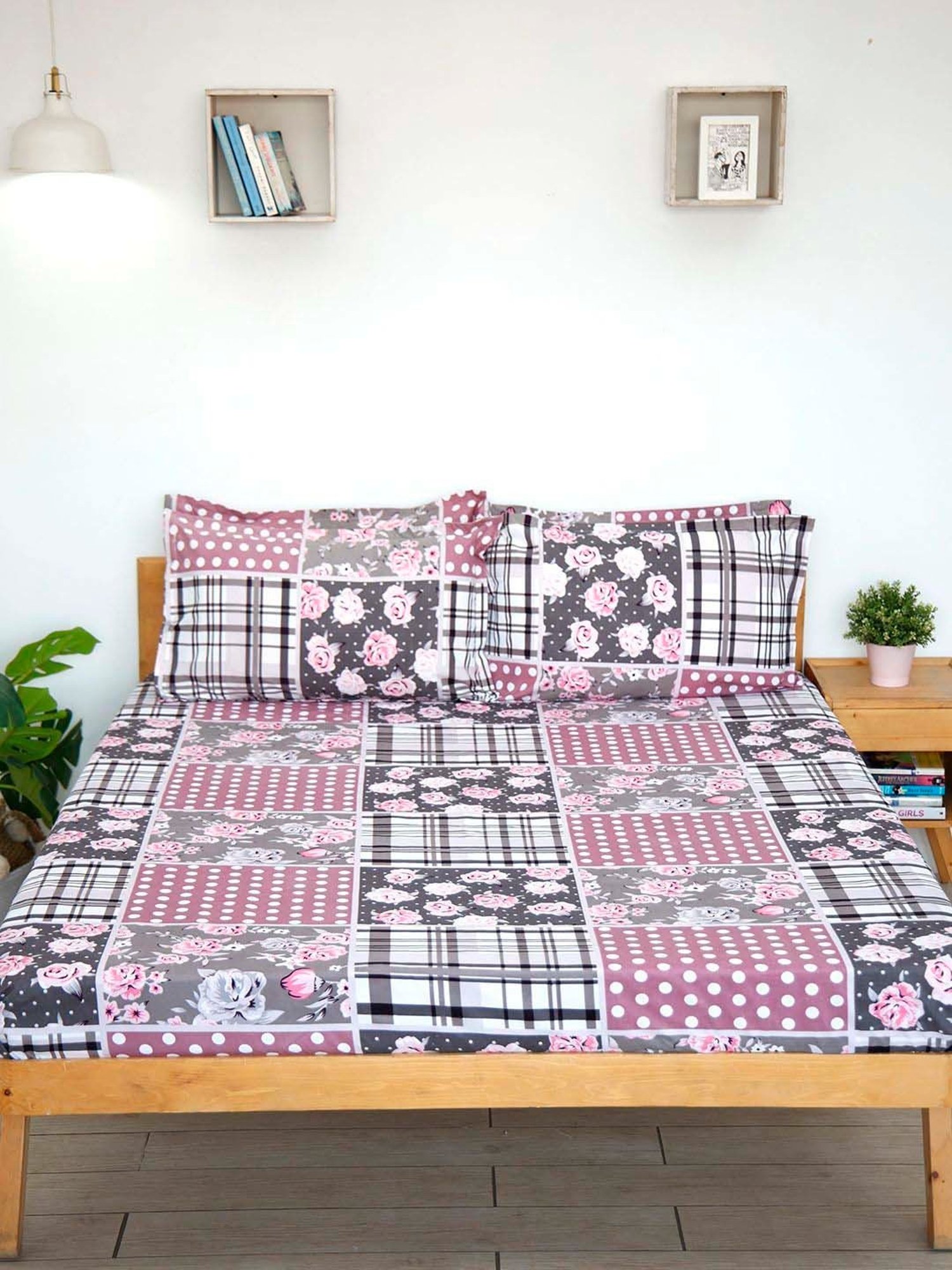 Ariana Pink & Grey Microfibre 144 TC Queen Bedsheet With 2 Pillow Covers