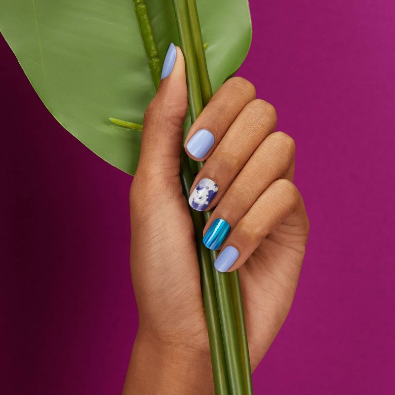 Dashing Diva Gloss Palette Nail Art Kit - In The Clouds Mini - 20pc