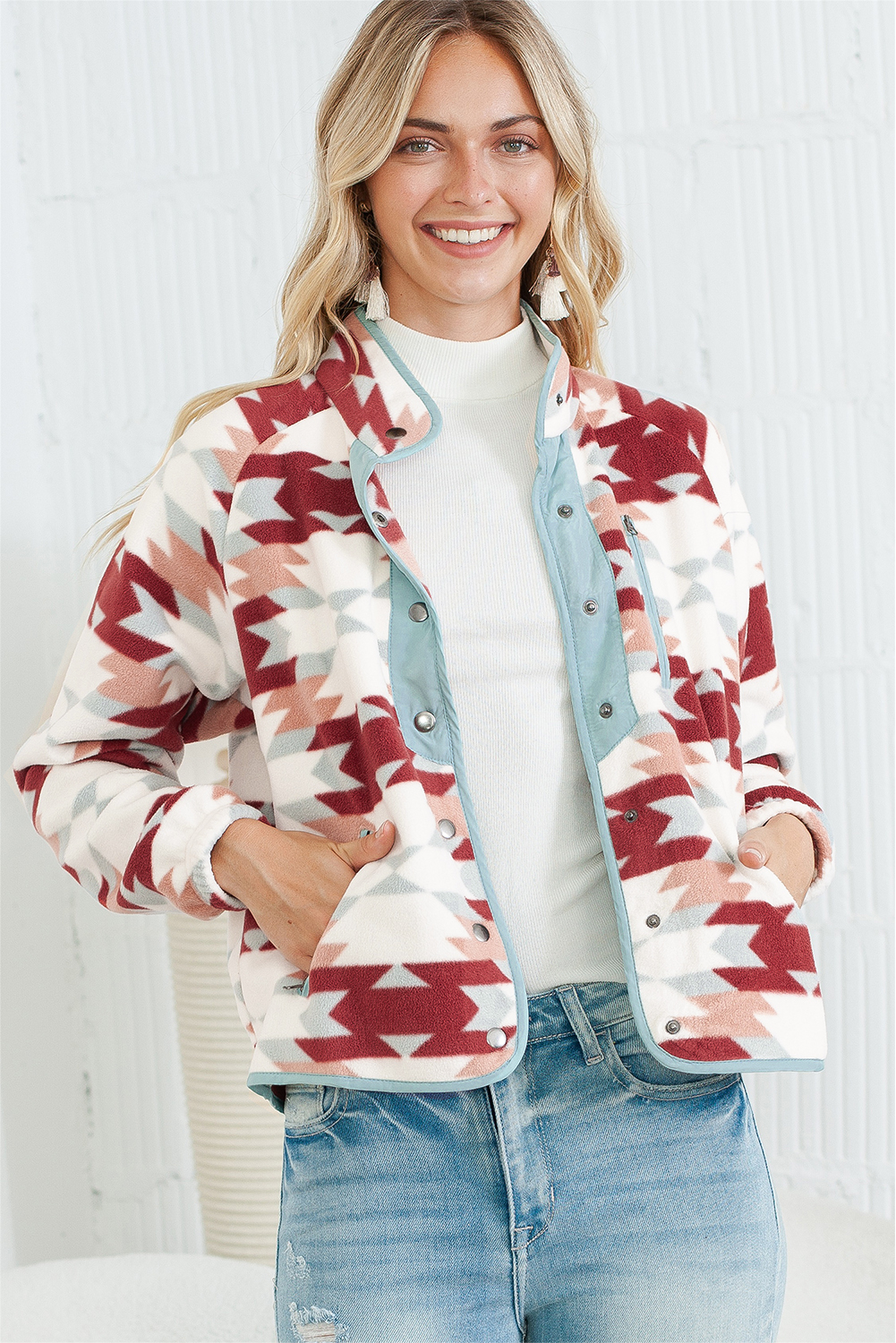 Red Geometric Snap Buttoned Zipper Pockets Fleece Jacket