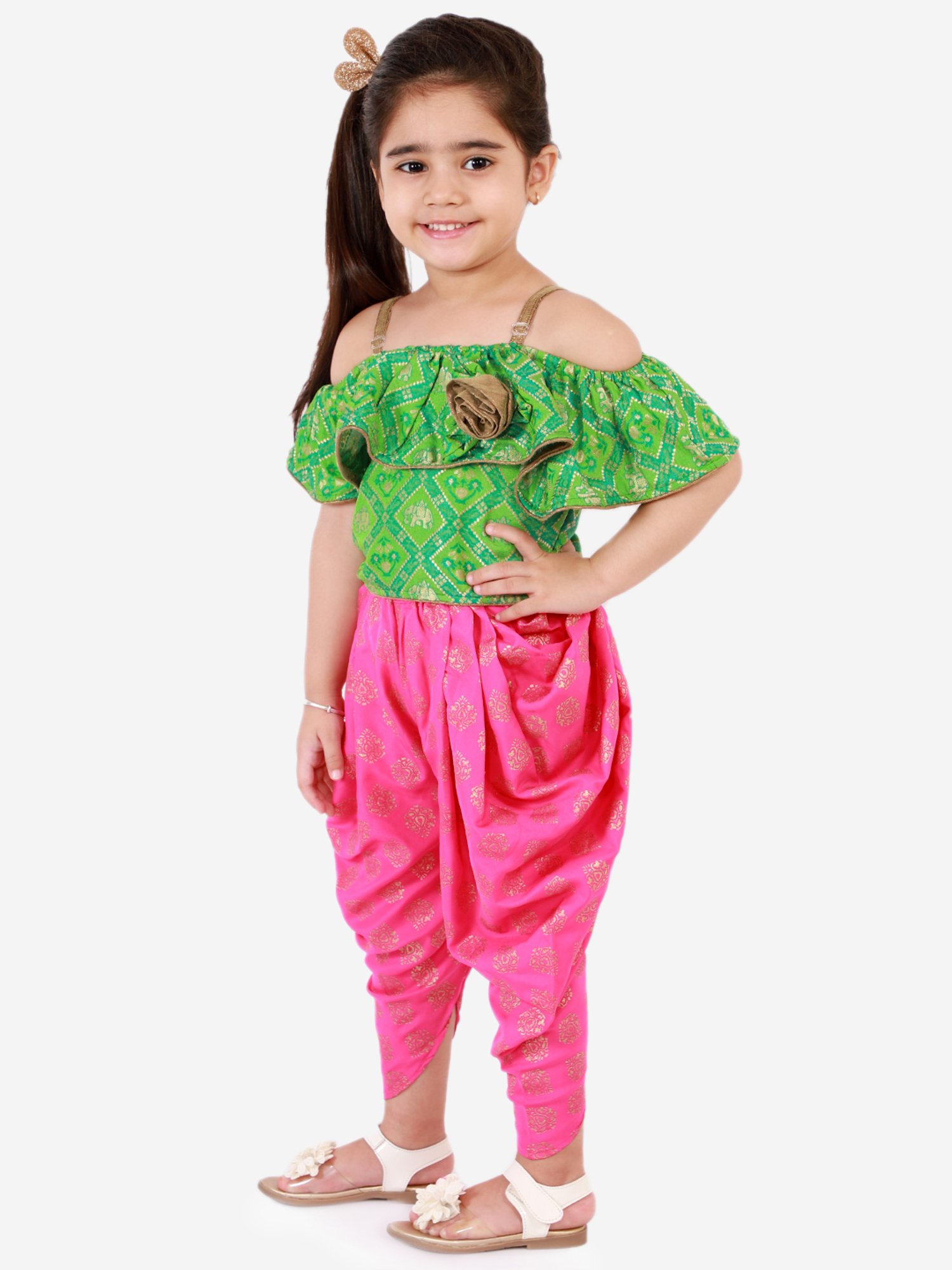 TWISHA Kids Green & Pink Self Design Top with Dhoti