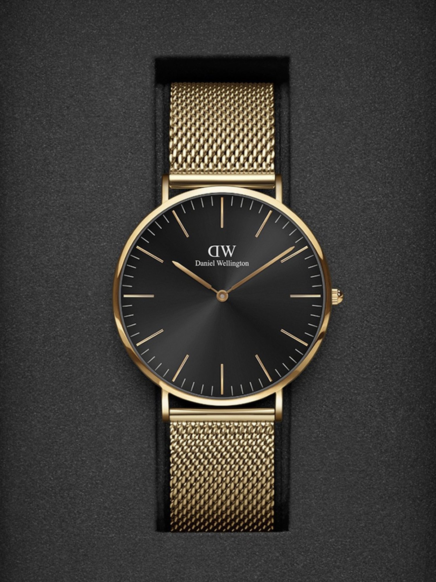 Daniel Wellington Classic Men Black Round Dial Analog Watch - DW00100631K