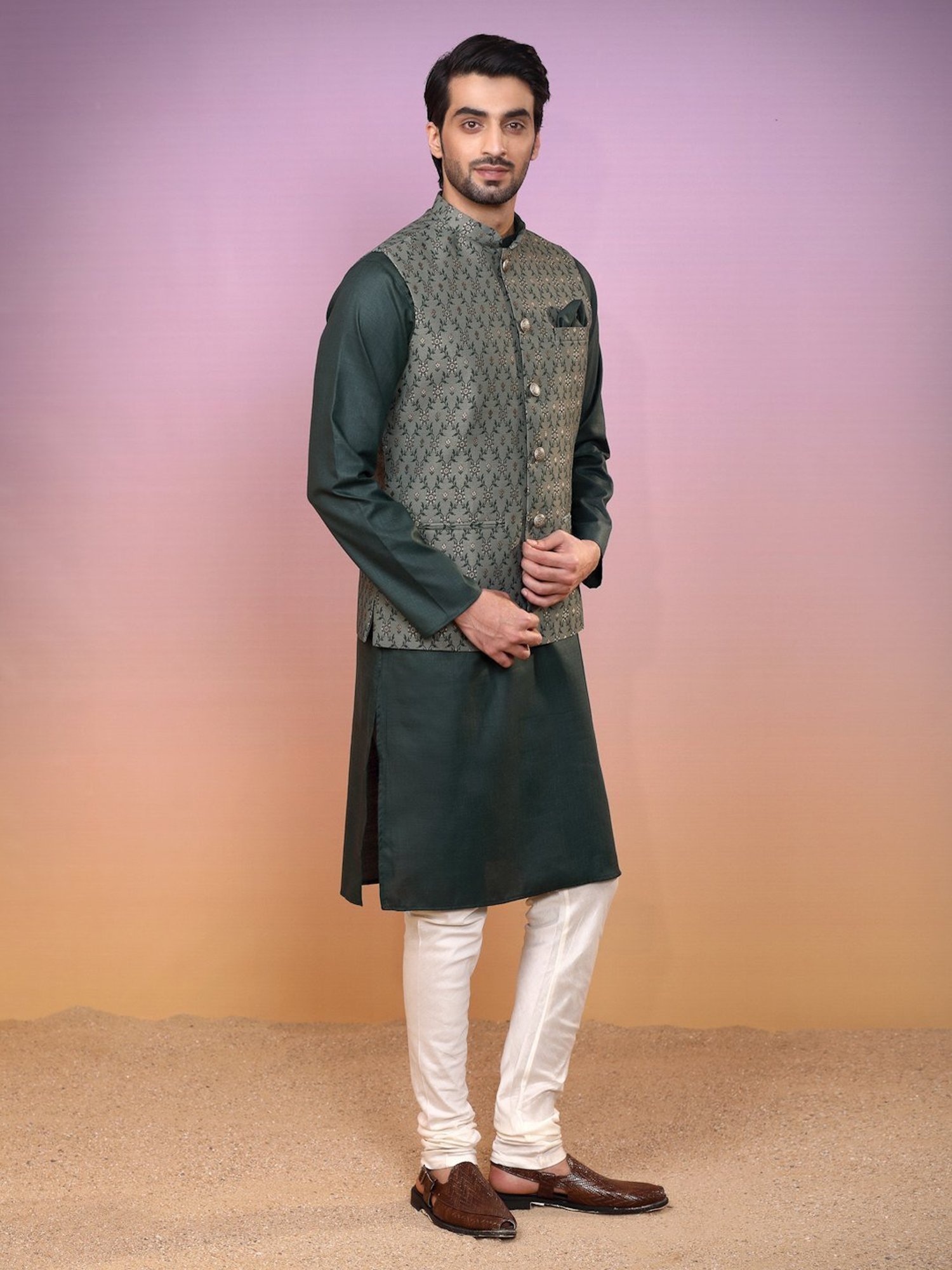 KISAH Green & White Regular Fit Self Pattern Kurta Set With Jacket