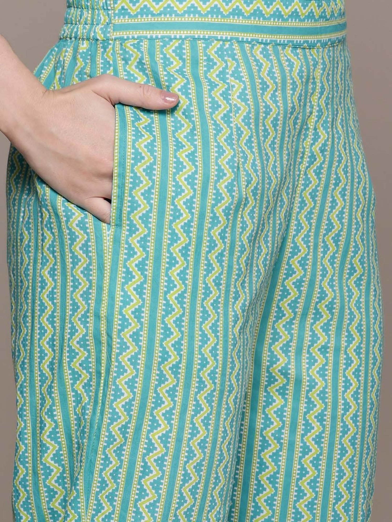 READIPRINT FASHIONS Blue Cotton Printed Kurta Pant Set With Dupatta