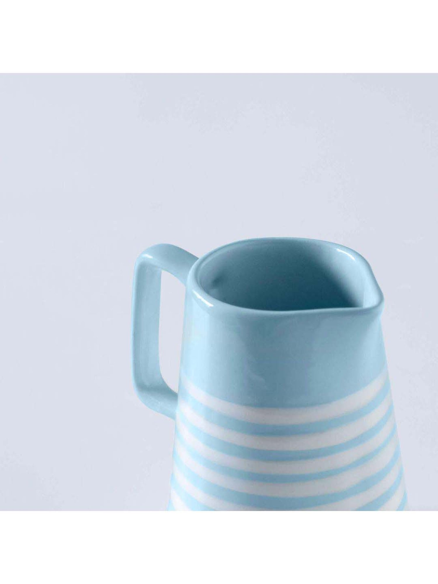 Pasabahce Transparent Victorian Caraffe Pitchers (1.18 L)