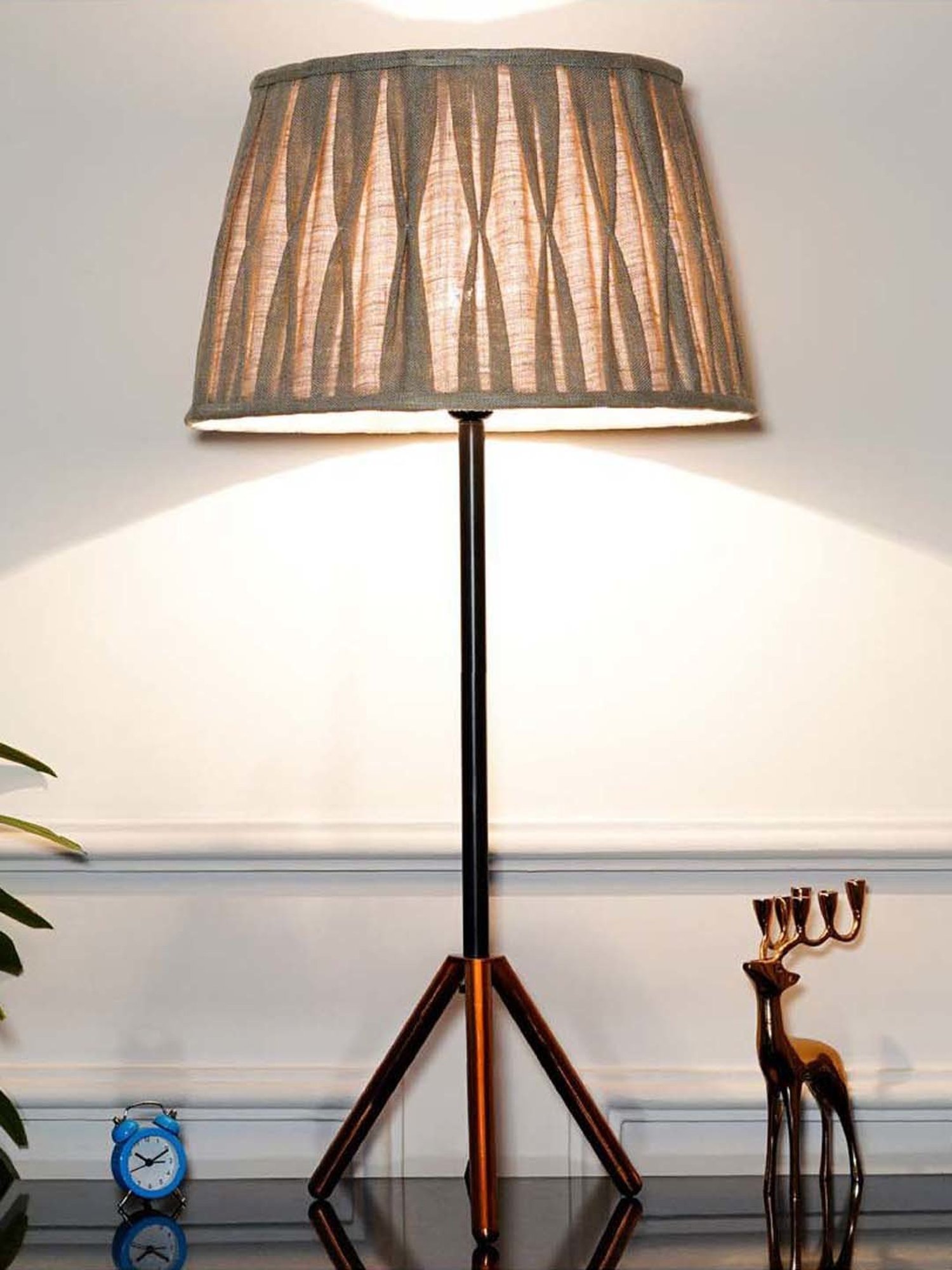 DecorativeRay Red PVC Study Table Lamp - Set of 1