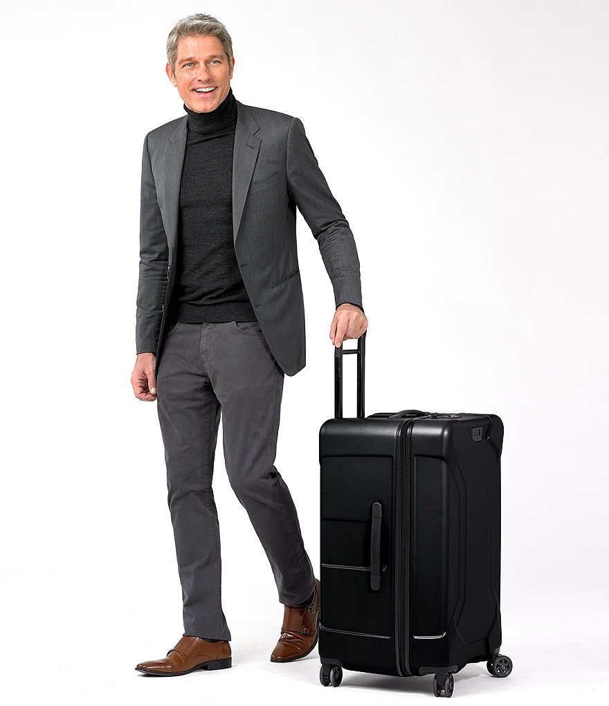 Briggs & Riley Torq Medium Trunk Spinner