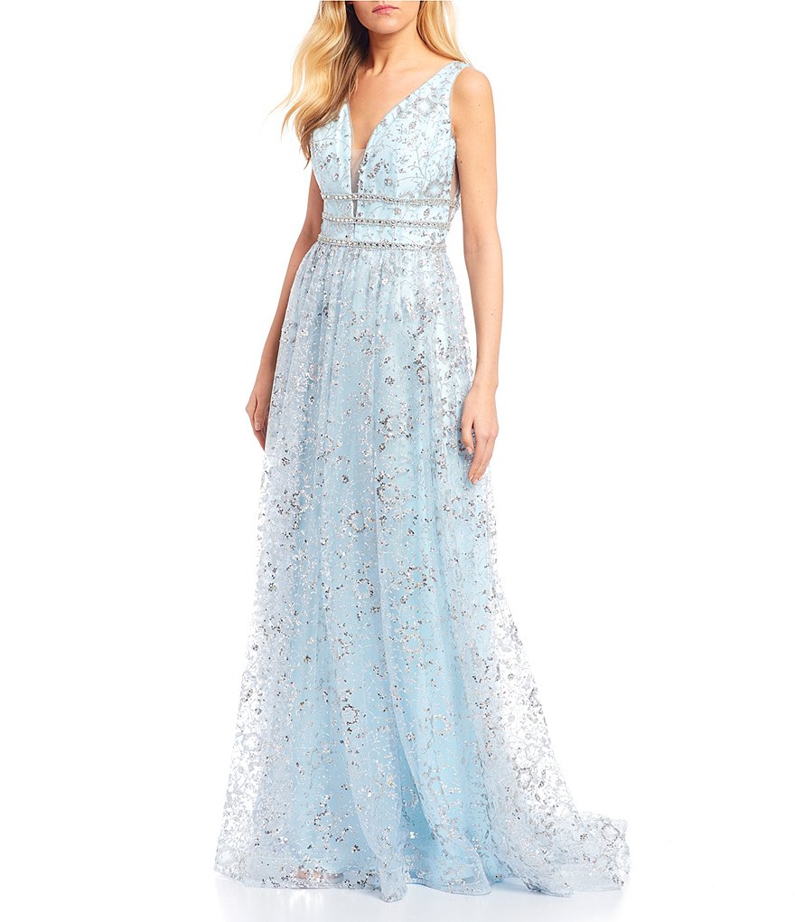 Coya Collection Sleeveless Plunging V-Neck Triple Beaded Waist Applique Gown