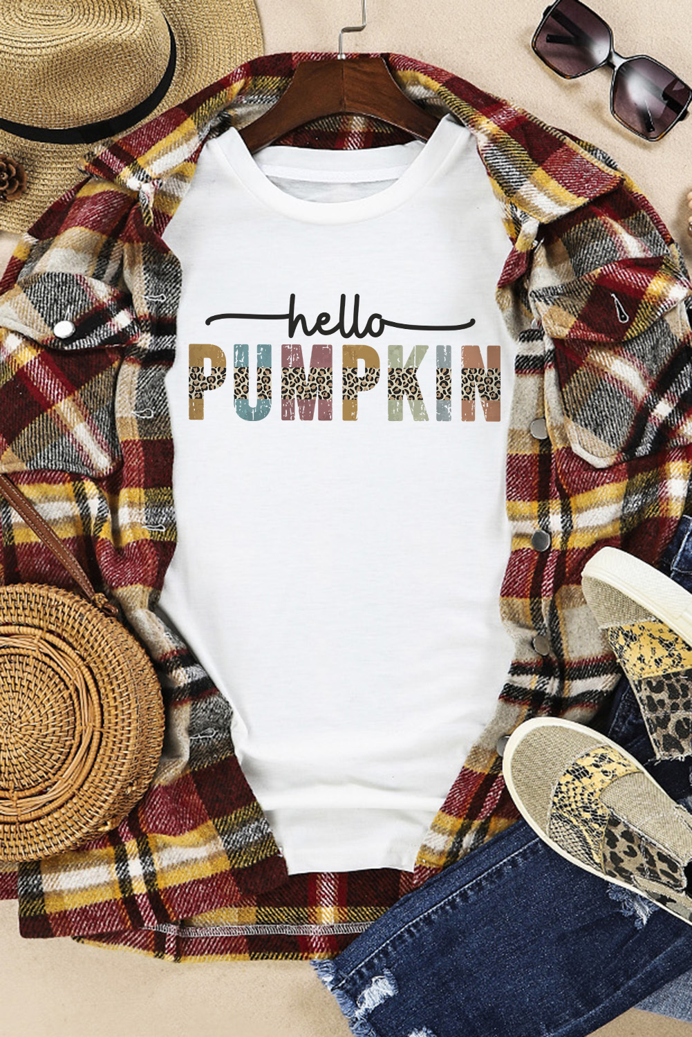 White Hello Pumpkin Halloween Crewneck Graphic T Shirt