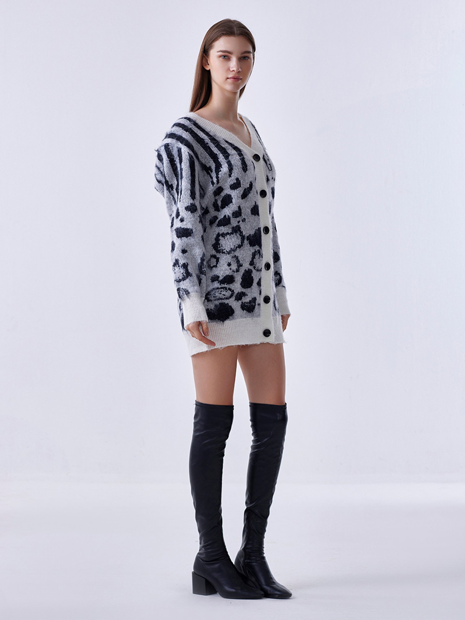 Cover Story Black & White Printed Cardigan