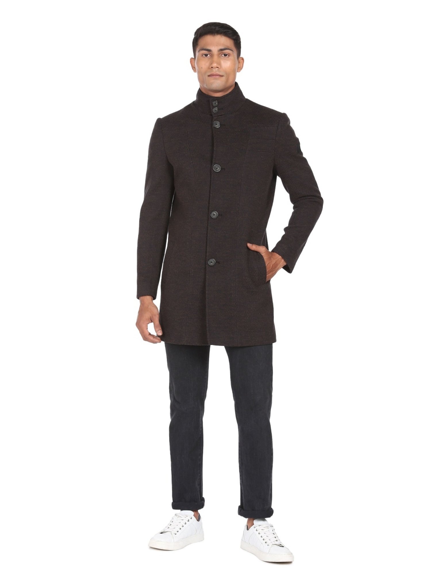 Arrow Sports Brown Regular Fit Texture Waistcoat