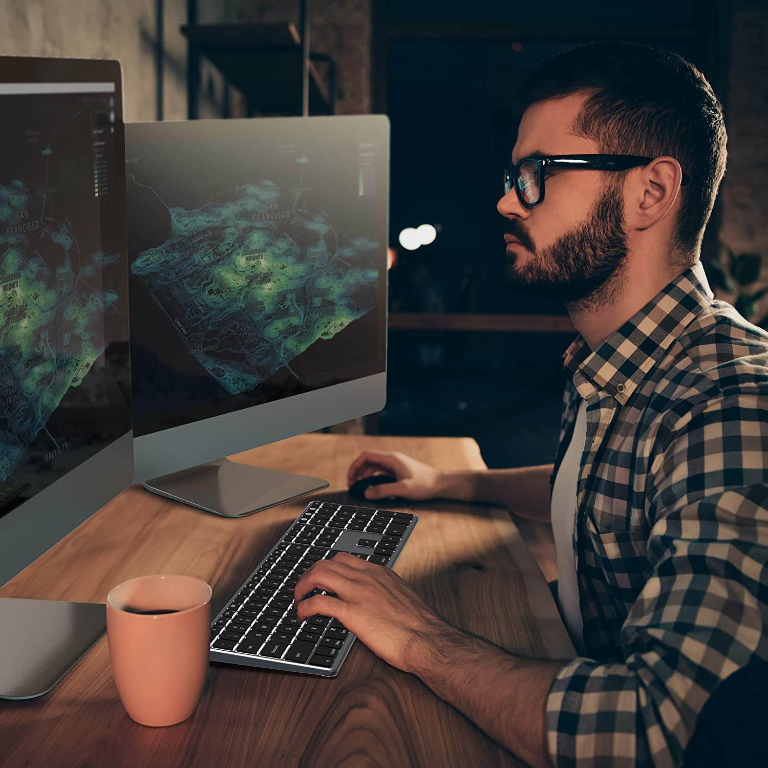 Backlit Bluetooth Keyboard for Mac, Jelly Comb Advanced Aluminum Multi-Device Keyboard, Ultra-Slim Rechargeable Wireless Keyboard, Compatible with Apple MacBook Pro/Air, iMac, iPad, iPhone, K62BA-3