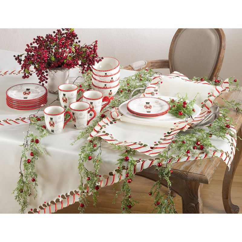 Saro Lifestyle Candy Cane Inspried Stripe Border Christmas Holiday Napkins (Set of 4)