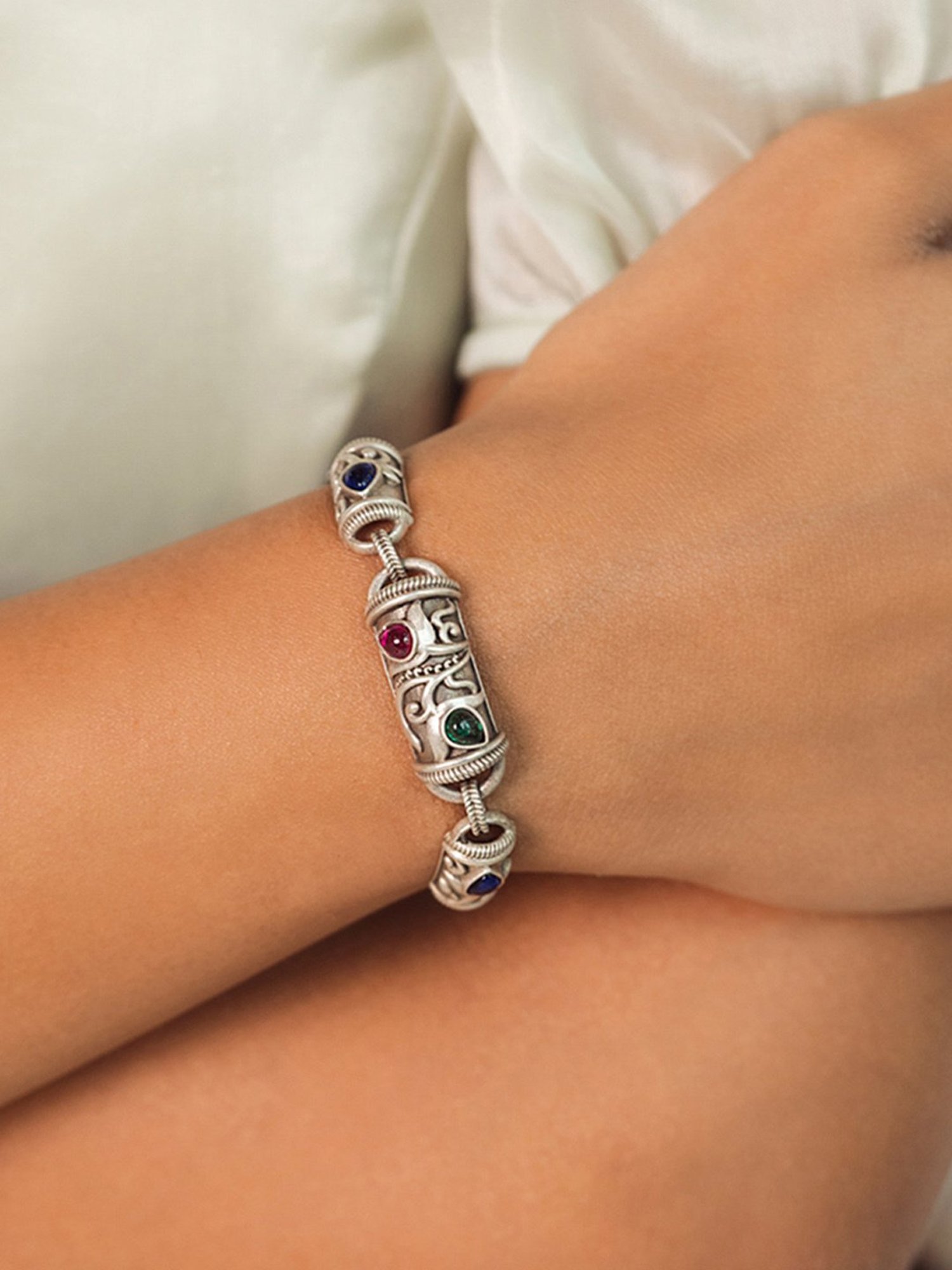 Shaya 92.5 Sterling Silver Feeling Sundar Bracelet for Women