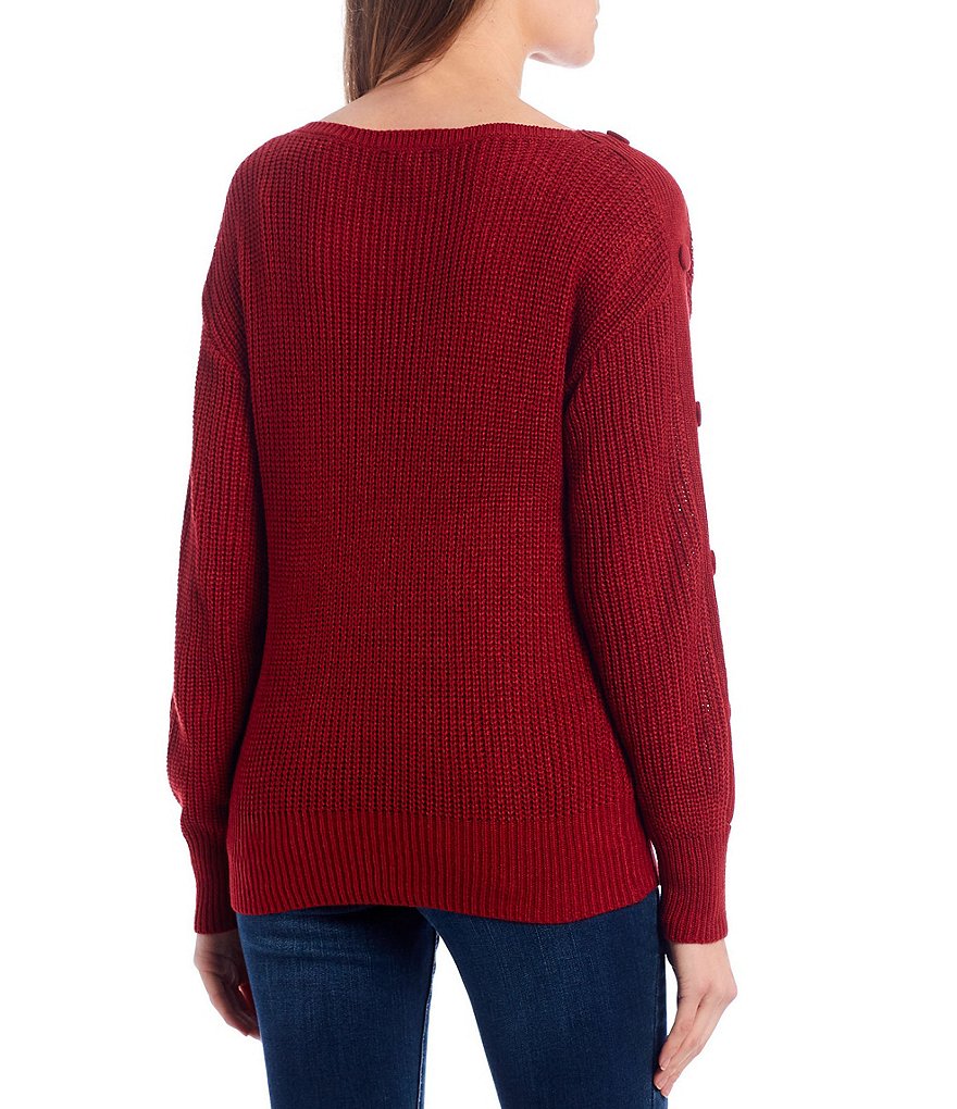 GB Round Neck Fuzzy Eyelash Sweater